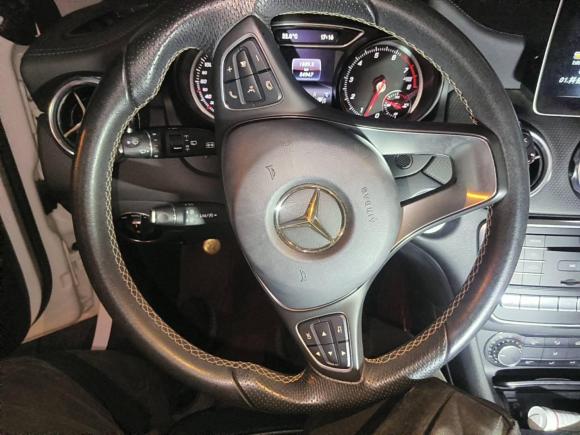 [嘉兴·浙F] 二手奔驰奔驰GLA2017款 GLA 220 4MATIC 时尚型