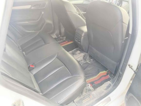 [上海·沪A] 二手荣威荣威i6新能源2017款 45T 混动互联智享版