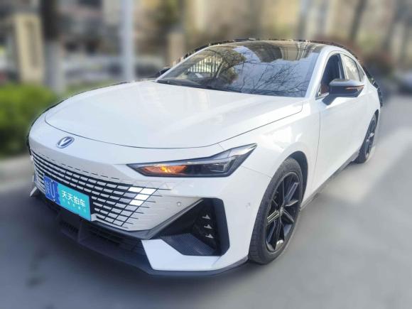 長安長安UNI-V2022款 1.5T 智慧領(lǐng)航型「西安二手車」「天天拍車」