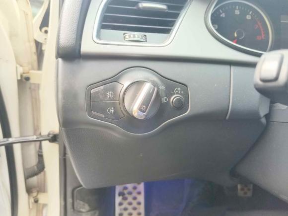 [广州·川S] 二手奥迪奥迪A4L2013款 40 TFSI quattro运动型