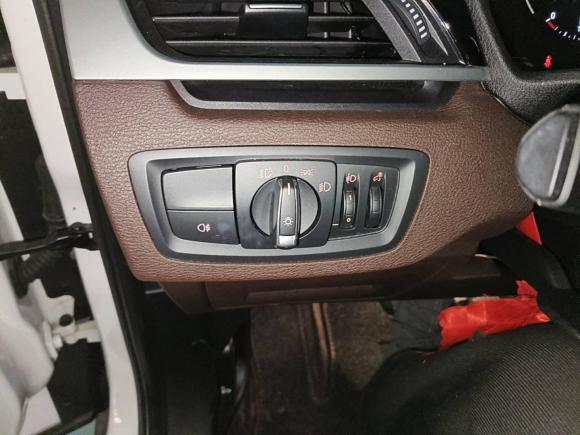 [成都·川A] 二手宝马宝马X12022款 sDrive20Li 时尚型