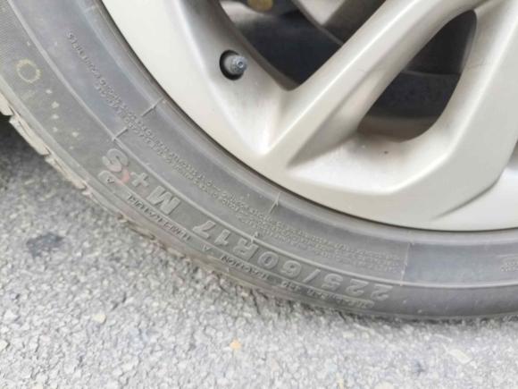 [温州·浙C] 二手现代途胜2015款 1.6T 双离合两驱智能型