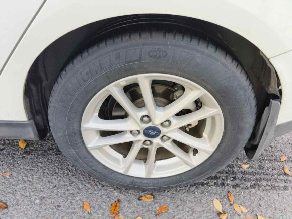 [杭州·浙A] 二手福特福克斯2015款 两厢 1.6L 自动风尚型