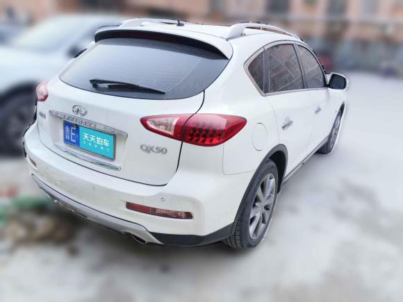 [济南·鲁E] 二手英菲尼迪英菲尼迪QX502015款 2.5L 悦享版