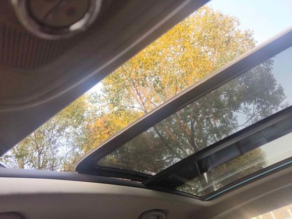 [上海·沪B] 二手荣威荣威RX52017款 20T 两驱自动互联网智尊版