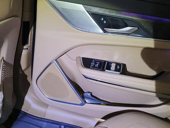 [上海·沪F] 二手捷豹捷豹XFL2022款 XFL 2.0T P250 两驱尊享豪华版