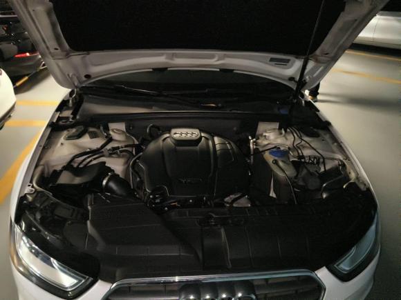 [广州·粤A] 二手奥迪奥迪A4L2015款 35 TFSI 自动标准型