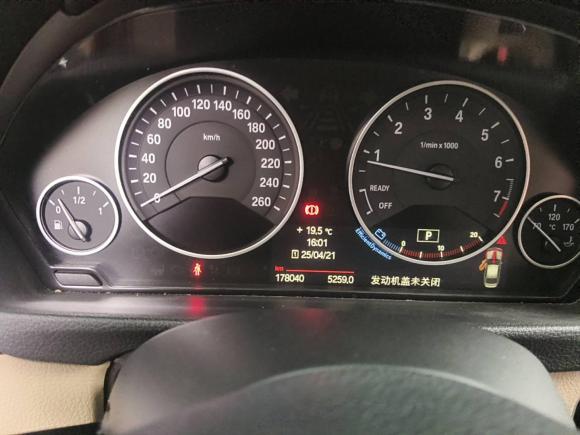 [上海·沪C] 二手宝马宝马3系2013款 320Li 豪华设计套装