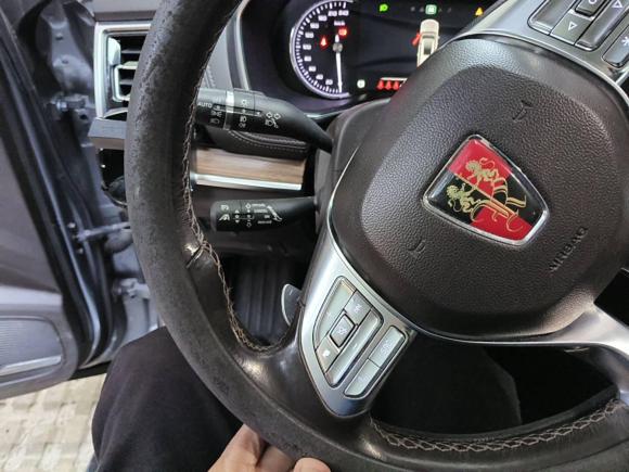 [上海·沪M] 二手荣威荣威RX82018款 30T 智联网两驱至尊版