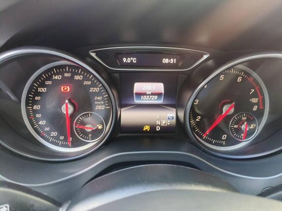 [无锡·苏B] 二手奔驰奔驰GLA2017款 GLA 200 动感型