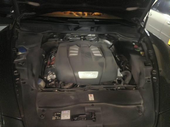 [广州·粤A] 二手保时捷Cayenne2014款 Cayenne Platinum Edition 3.0T