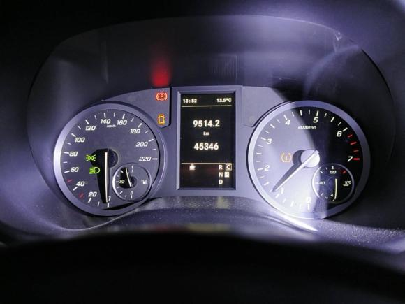 [杭州·苏A] 二手奔驰威霆2020款 2.0T 精英版 8座