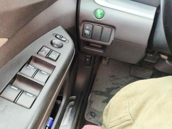 [武汉·鄂A] 二手本田本田CR-V2012款 2.0L 两驱都市版