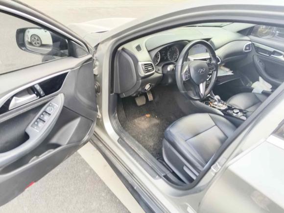 [嘉兴·浙F] 二手英菲尼迪英菲尼迪QX302018款 1.6T 两驱时尚版