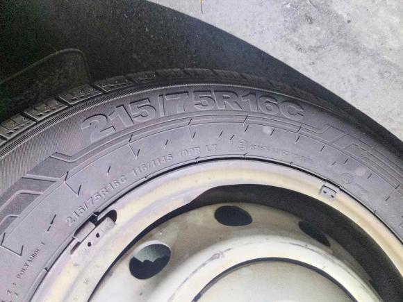 [宁波·浙B] 二手上汽大通MAXUS新途V802019款 2.5T经典款6挡手动傲运通改款长轴中顶7座