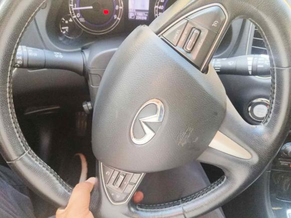 [上海·沪A] 二手英菲尼迪英菲尼迪QX502015款 2.5L 悦享版