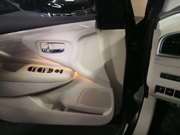 [深圳·粤B] 二手日产楼兰2017款 2.5L XL 两驱智尚版