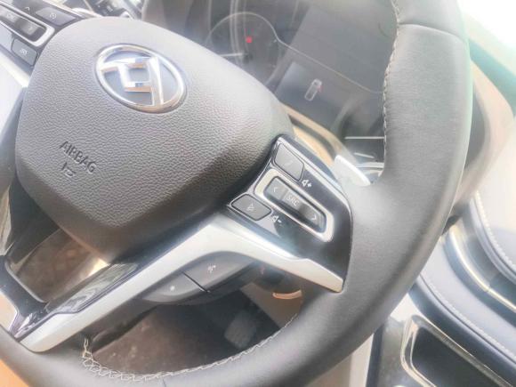 [杭州·浙A] 二手上汽大通MAXUS新途V702023款 2.0T 精英版 自动短轴低顶 5/6座