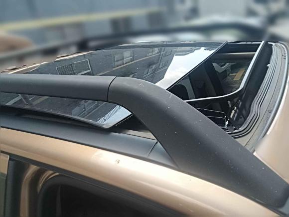 [深圳·粤W] 二手路虎神行者22014款 2.0T Si4 SE汽油版