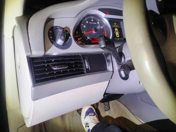 [成都·川A] 二手奥迪奥迪A6L2011款 2.0 TFSI 自动标准型