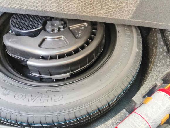 [上海·皖P] 二手魏牌魏牌 VV62021款 2.0T 两驱智享+
