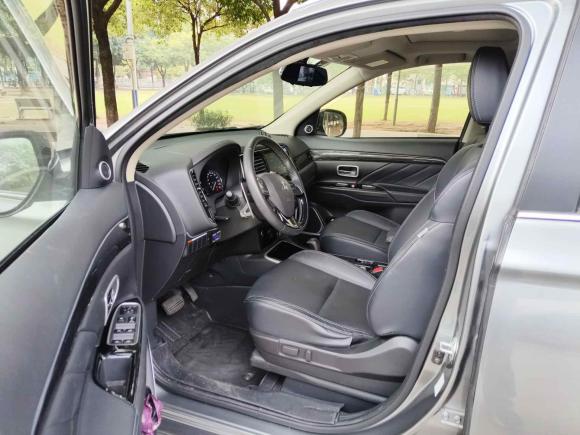 [佛山·粤E] 二手三菱欧蓝德2019款 2.4L 四驱致享版 7座 国V