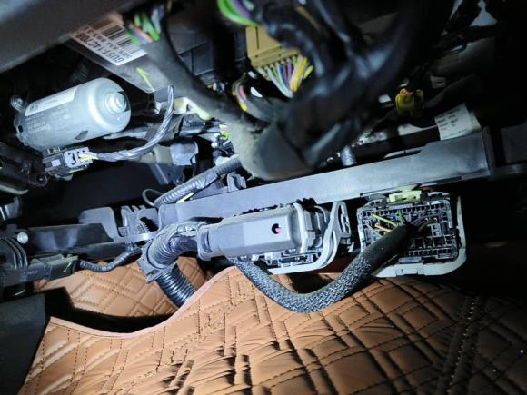 [深圳·粤B] 二手福特探险者2017款 3.5T 铂金版