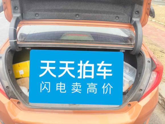 [青岛·鲁B] 二手本田思域2016款 220TURBO 手动豪华版