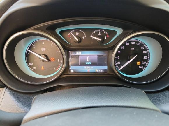 [上海·沪F] 二手别克昂科威Plus2014款 28T 四驱精英型