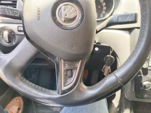 [苏州·苏B] 二手斯柯达Yeti2014款 1.8TSI DSG极地版