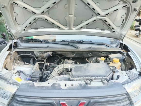 [武汉·鄂A] 二手五菱汽车五菱宏光V2019款 1.5L基本型国VI LAR