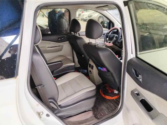 [上海·豫D] 二手东风风行风行S5002016款 1.6L 手动尊享型