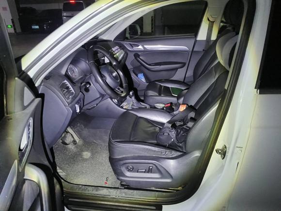 [苏州·苏E] 二手奥迪奥迪Q32015款 35 TFSI 舒适型