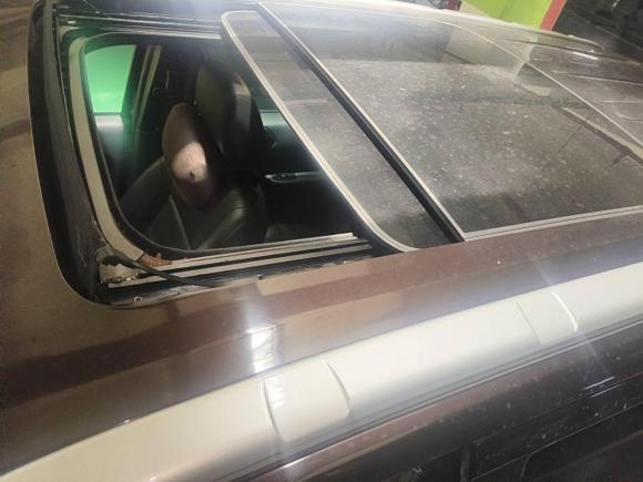 [广州·粤A] 二手福特撼路者2016款 2.0T 汽油自动四驱旗舰版