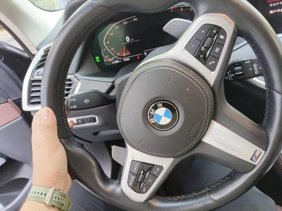 [上海·沪N] 二手宝马宝马X52022款 xDrive40i M运动套装