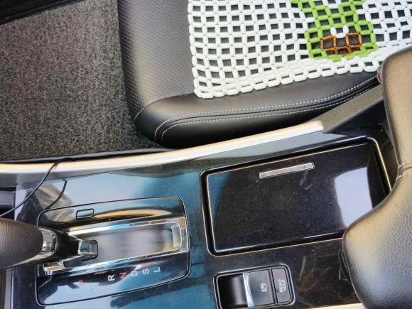 [广州·陕U] 二手本田雅阁2016款 2.0L 舒适版