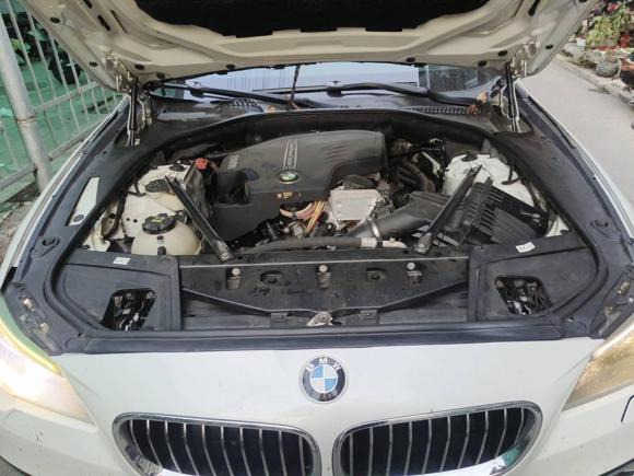 [济南·鲁A] 二手宝马宝马5系2014款 525Li 豪华设计套装