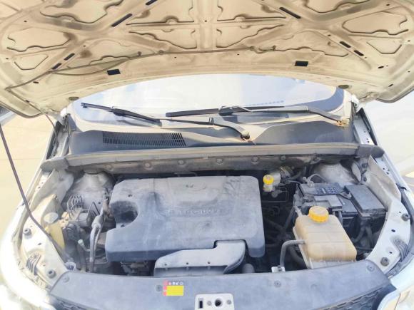 [南昌·赣A] 二手宝骏宝骏7302016款 1.5L 手动超值型 7座 国V