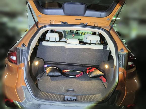 [成都·川A] 二手名爵锐腾2015款 1.5TGI TST豪华版