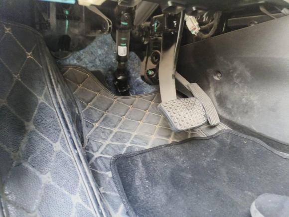 [青岛·鲁B] 二手别克威朗2019款 三厢 15S 自动领先型