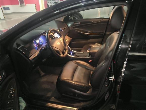 [济南·鲁K] 二手现代索纳塔2013款 2.0L 自动豪华版