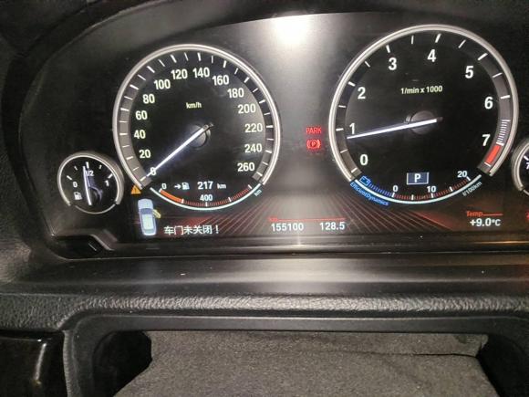 [济南·鲁A] 二手宝马宝马5系GT2010款 535i 豪华型