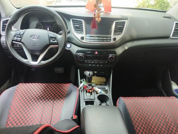 [无锡·苏B] 二手现代途胜2015款 1.6T 双离合两驱智能型