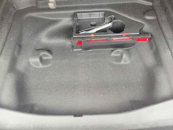 [宁波·浙B] 二手奔驰奔驰GLA2017款 GLA 220 4MATIC 时尚型