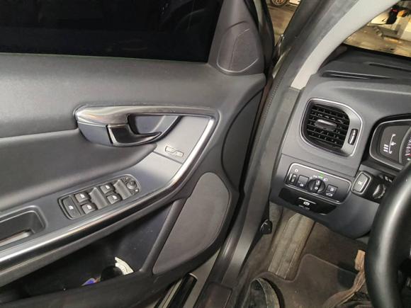 [成都·川A] 二手沃尔沃沃尔沃S602014款 S60L 2.0T 智远版