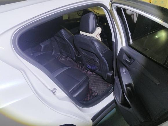 [广州·粤A] 二手福特福克斯2019款 两厢 EcoBoost 180 自动锋耀型