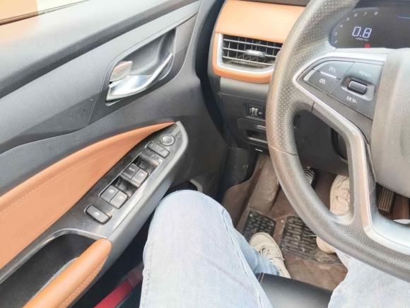 [苏州·苏U] 二手五菱汽车五菱宏光S32018款 1.5L 手动豪华型 国V