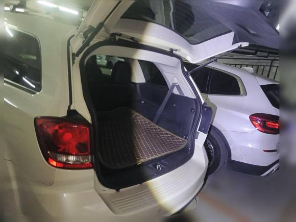 [青岛·鲁B] 二手道奇酷威2013款 2.4L 两驱尊尚版