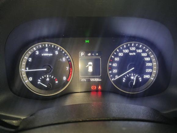 [杭州·皖N] 二手现代途胜2015款 1.6T 双离合两驱智能型