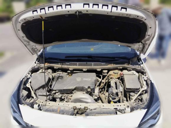 [青岛·鲁B] 二手别克威朗2016款 两厢 15S 自动进取型